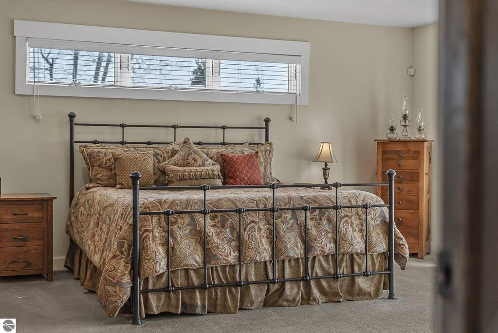 4 Bedroom Single Family Home/House's Image 31