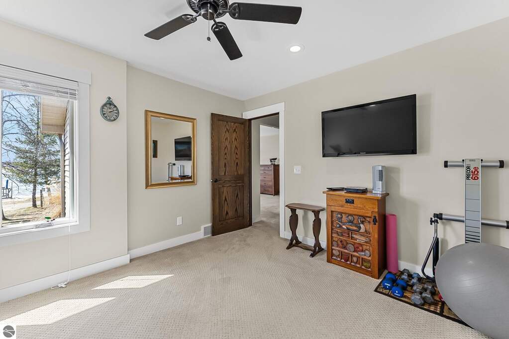 4 Bedroom Single Family Home/House's Image 36