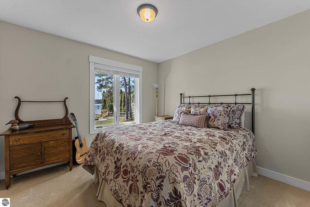 4 Bedroom Single Family Home/House's Image 40