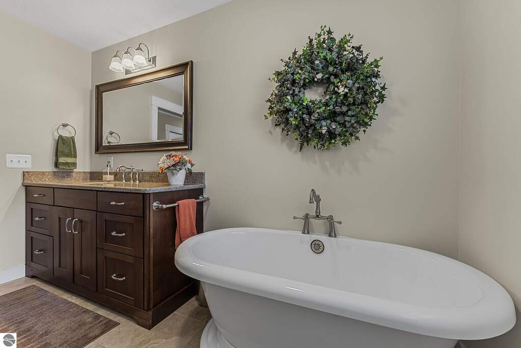 4 Bedroom Single Family Home/House's Image 42