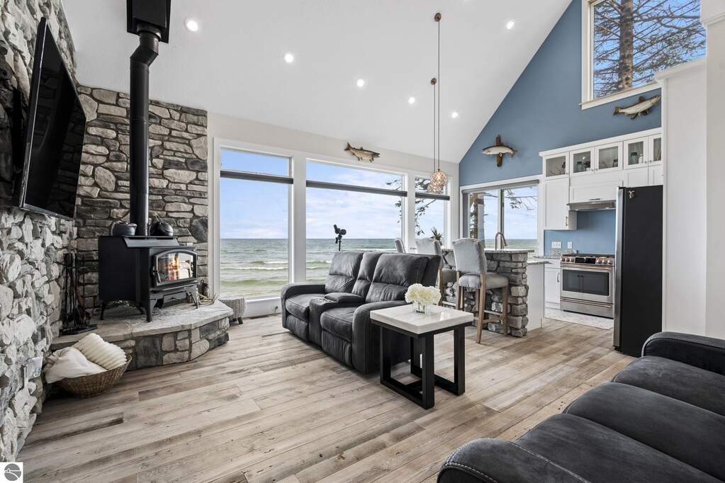 3 Bedroom Single Family Home/House's Image 12