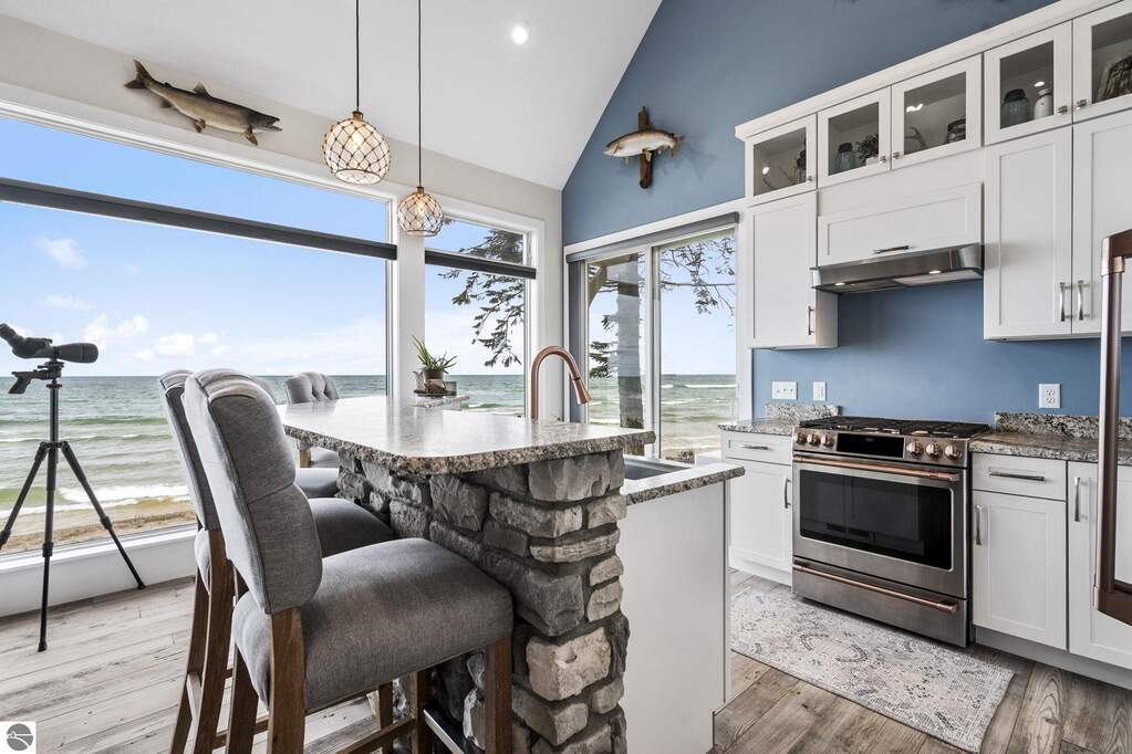 3 Bedroom Single Family Home/House's Image 17