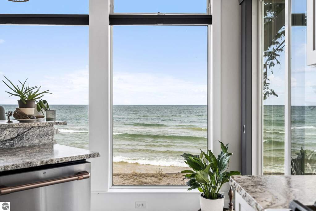 3 Bedroom Single Family Home/House's Image 23