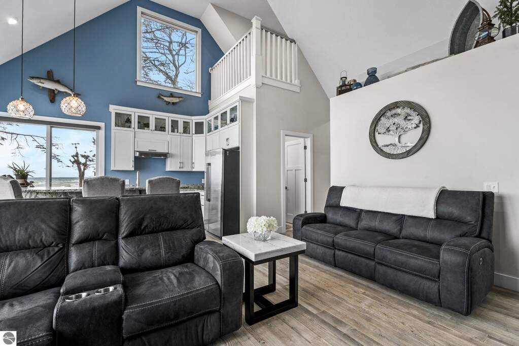 3 Bedroom Single Family Home/House's Image 31