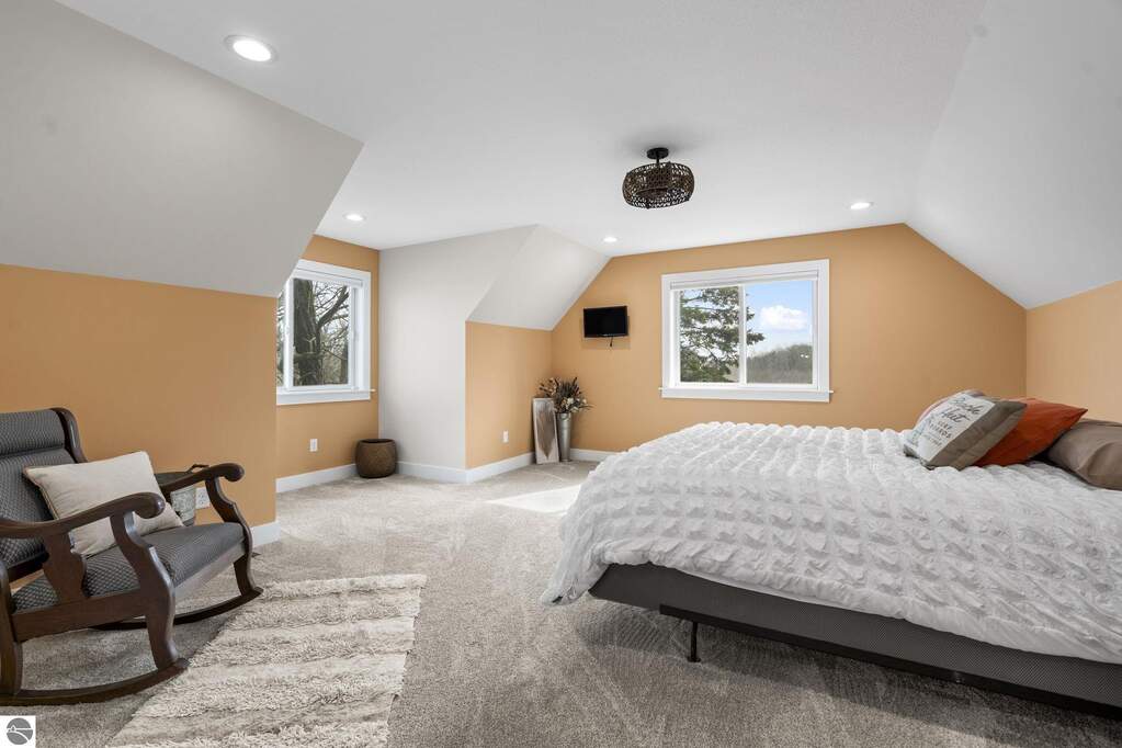 3 Bedroom Single Family Home/House's Image 50