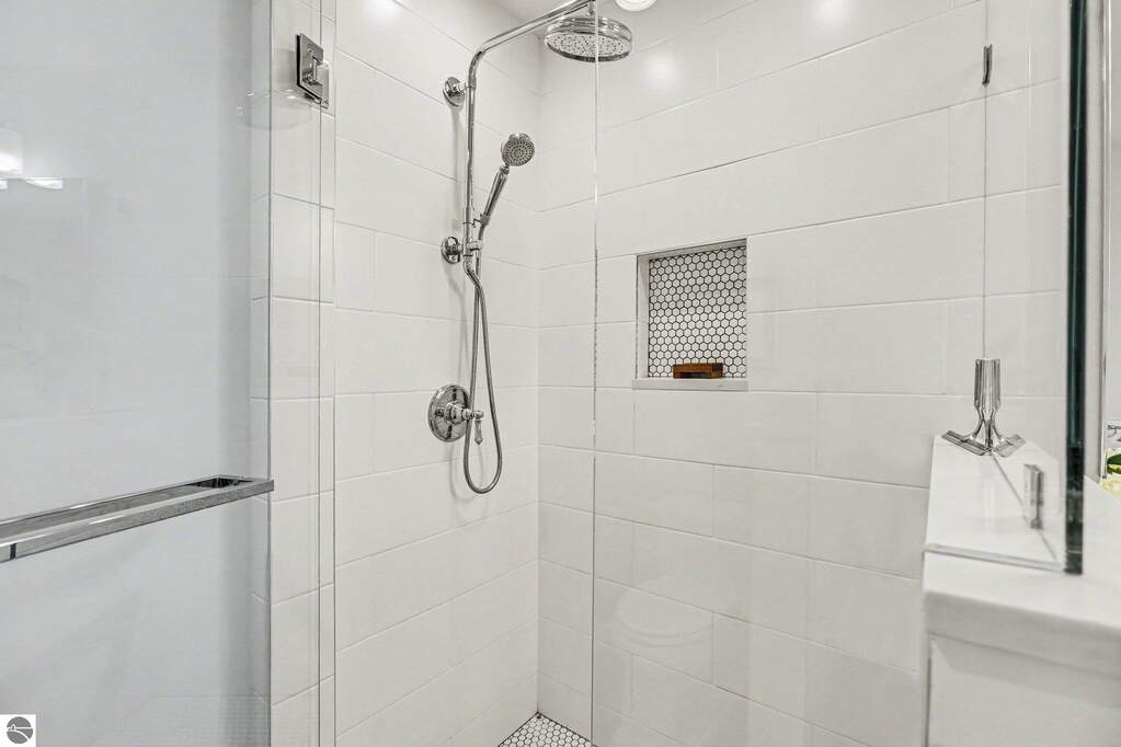 3 Bedroom Single Family Home/House's Image 14