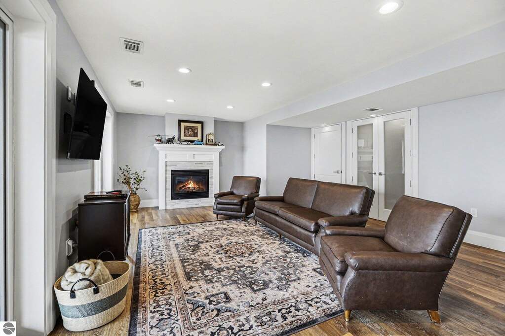 3 Bedroom Single Family Home/House's Image 21