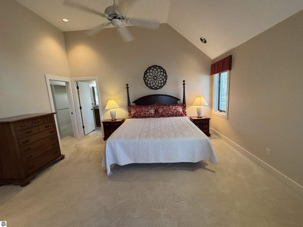 5 Bedroom Single Family Home/House's Image 44