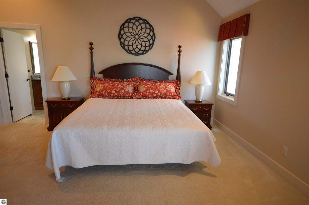 5 Bedroom Single Family Home/House's Image 46