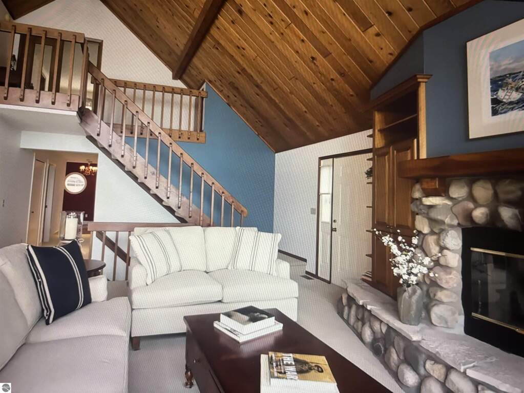 5 Bedroom Single Family Home/House's Image 67