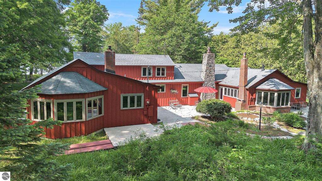 3 Bedroom Single Family Home/House's Image 52