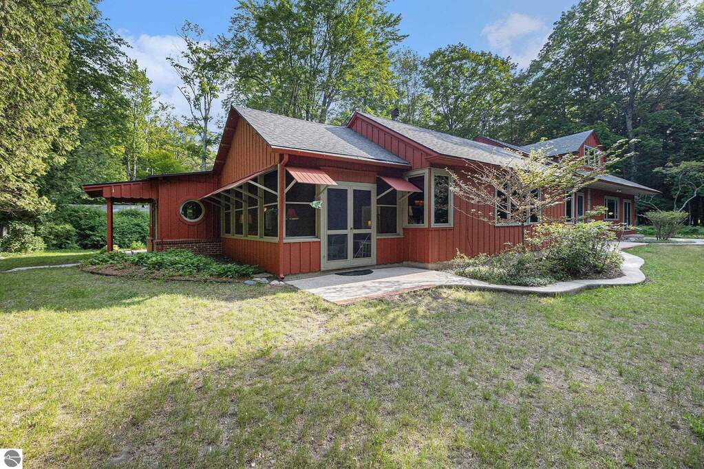 3 Bedroom Single Family Home/House's Image 59