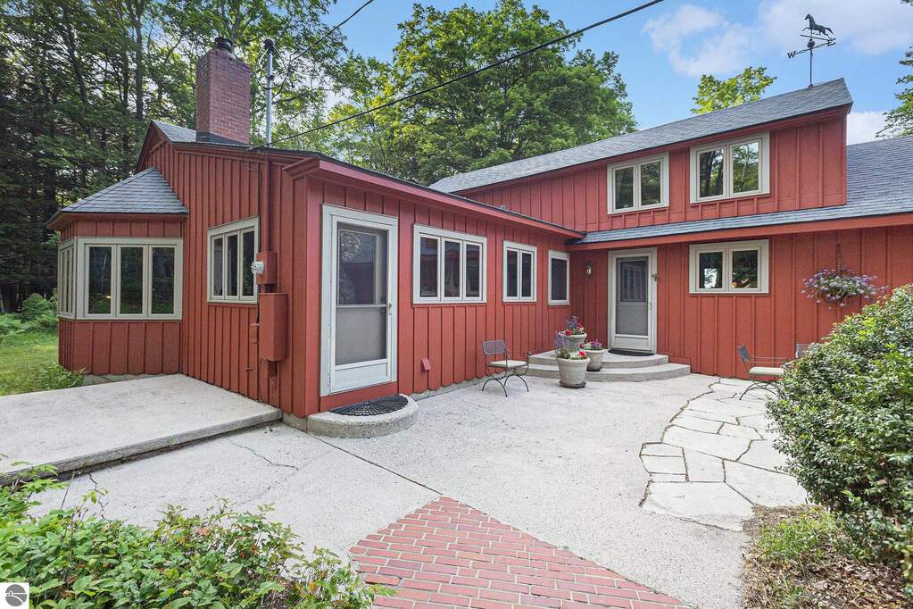3 Bedroom Single Family Home/House's Image 62