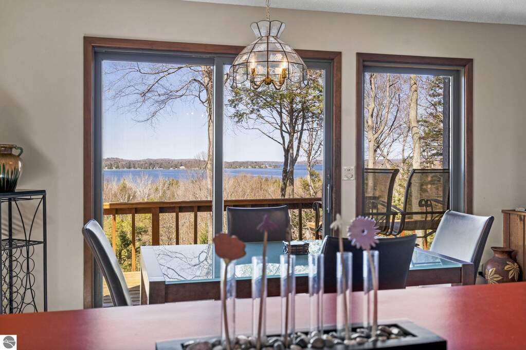 4 Bedroom Single Family Home/House's Image 17