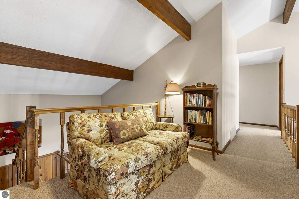4 Bedroom Single Family Home/House's Image 32