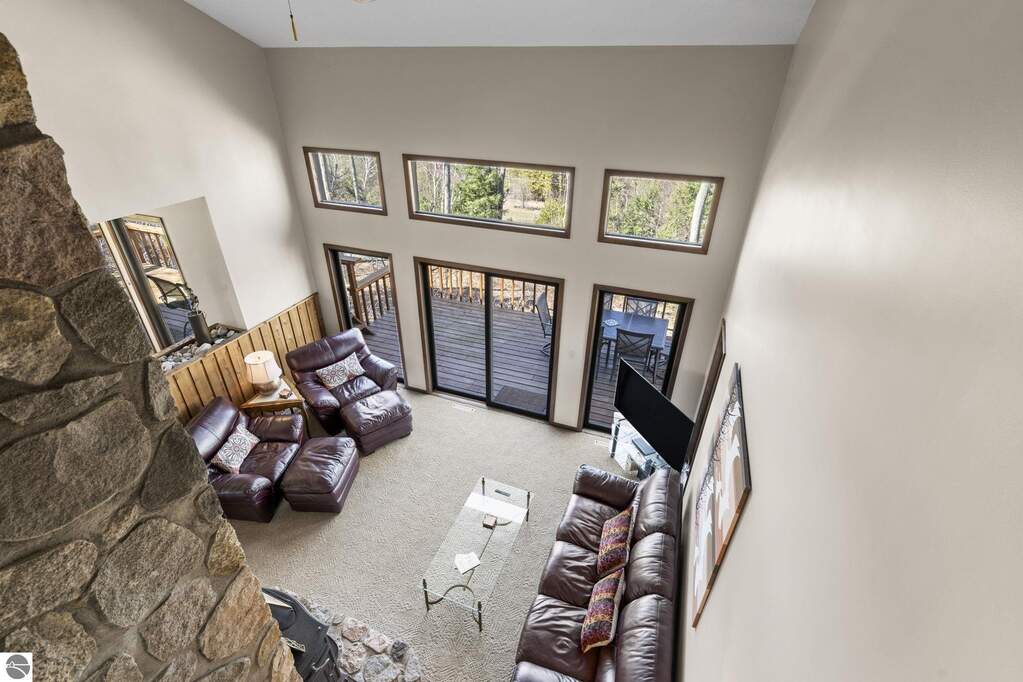 4 Bedroom Single Family Home/House's Image 33