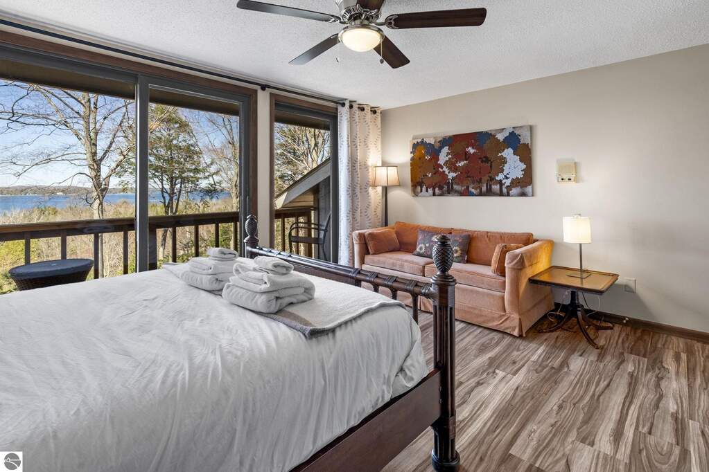 4 Bedroom Single Family Home/House's Image 37