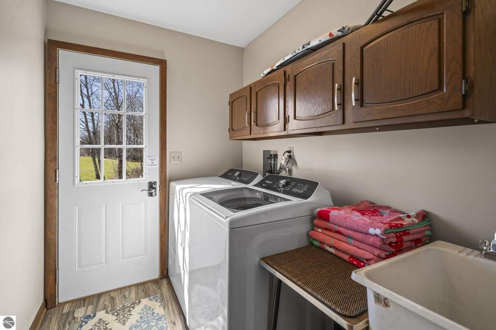 4 Bedroom Single Family Home/House's Image 50