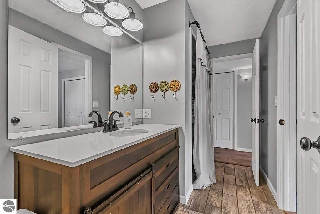 4 Bedroom Single Family Home/House's Image 26
