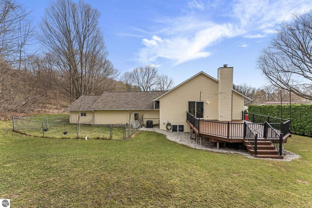 4 Bedroom Single Family Home/House's Image 32