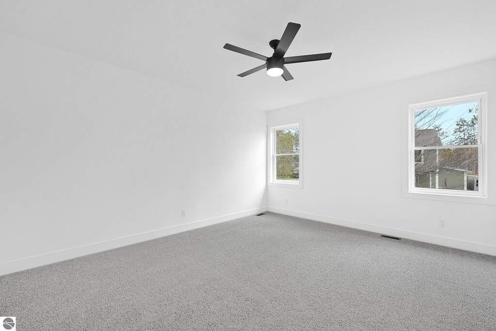 3 Bedroom Single Family Home/House's Image 13
