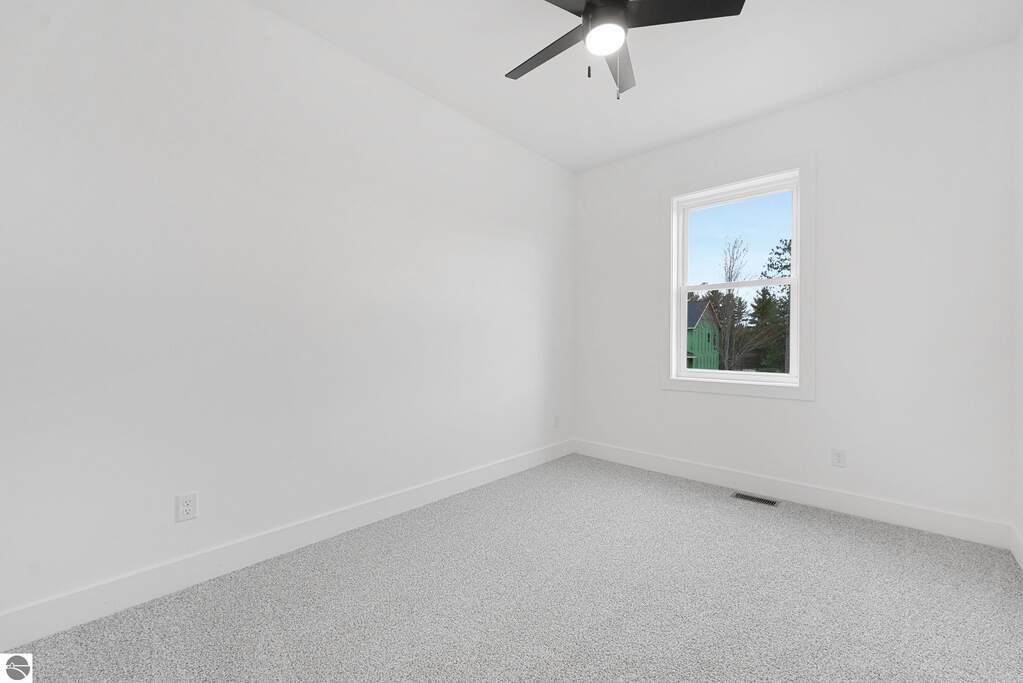 3 Bedroom Single Family Home/House's Image 18