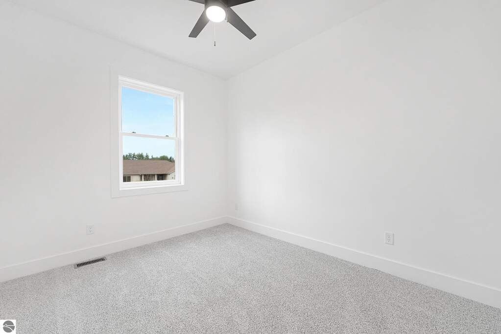 3 Bedroom Single Family Home/House's Image 21