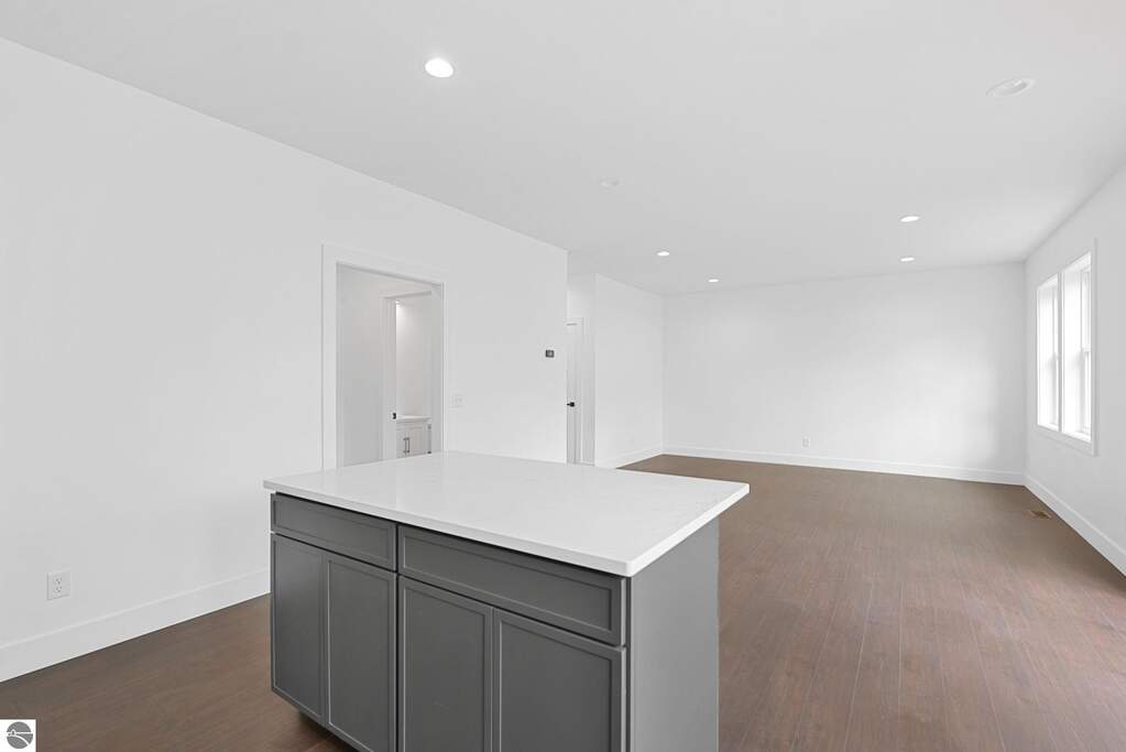 3 Bedroom Single Family Home/House's Image 6