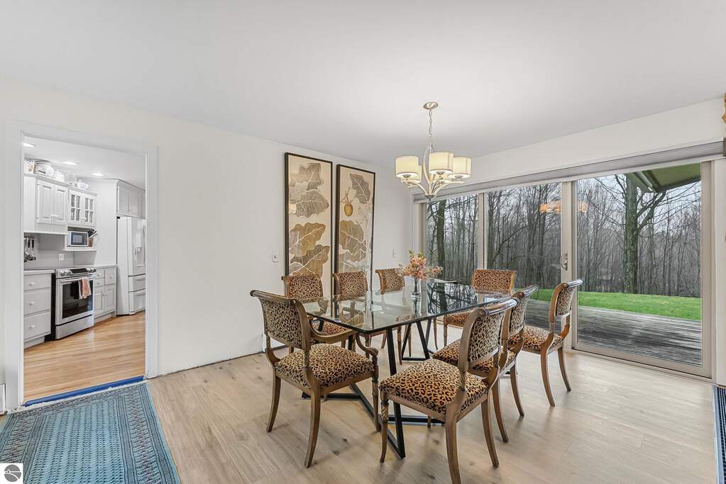 4 Bedroom Single Family Home/House's Image 11