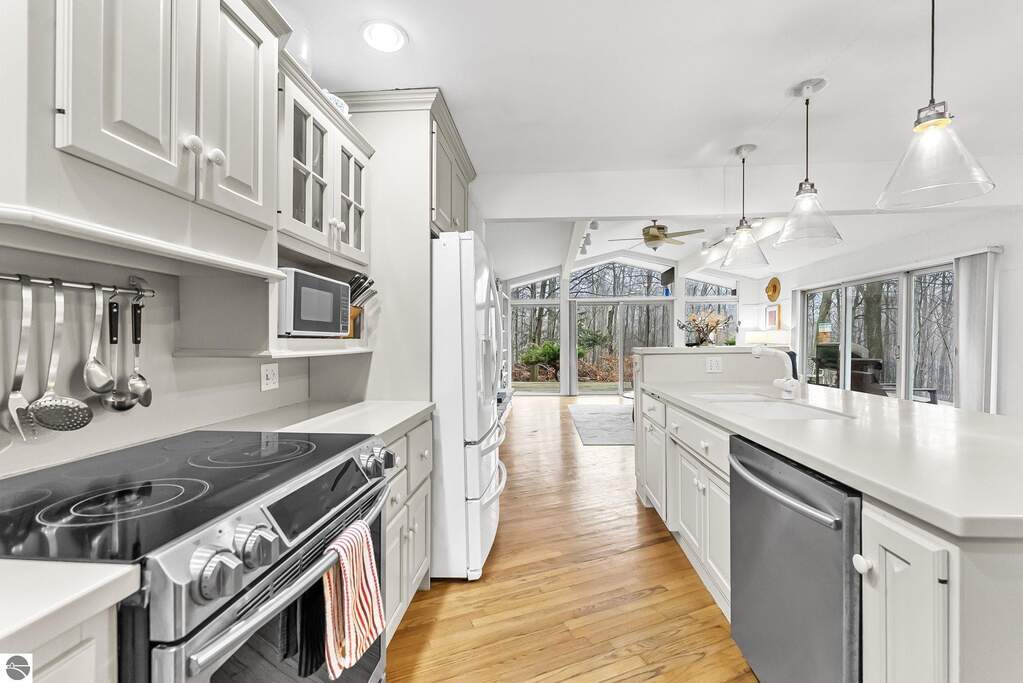 4 Bedroom Single Family Home/House's Image 23