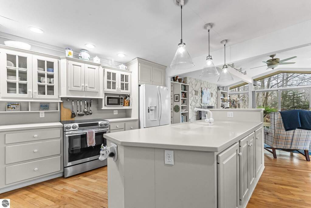 4 Bedroom Single Family Home/House's Image 24