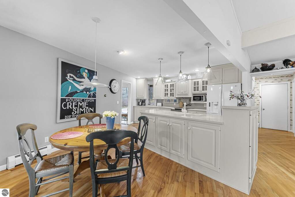 4 Bedroom Single Family Home/House's Image 27