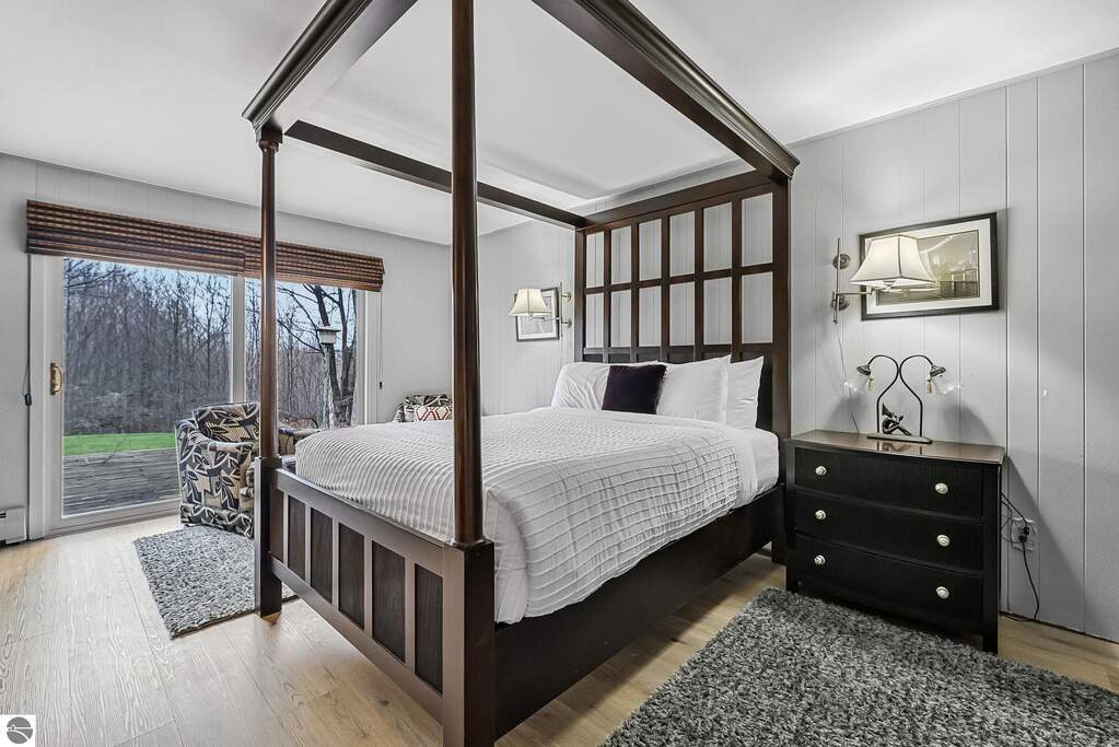 4 Bedroom Single Family Home/House's Image 28