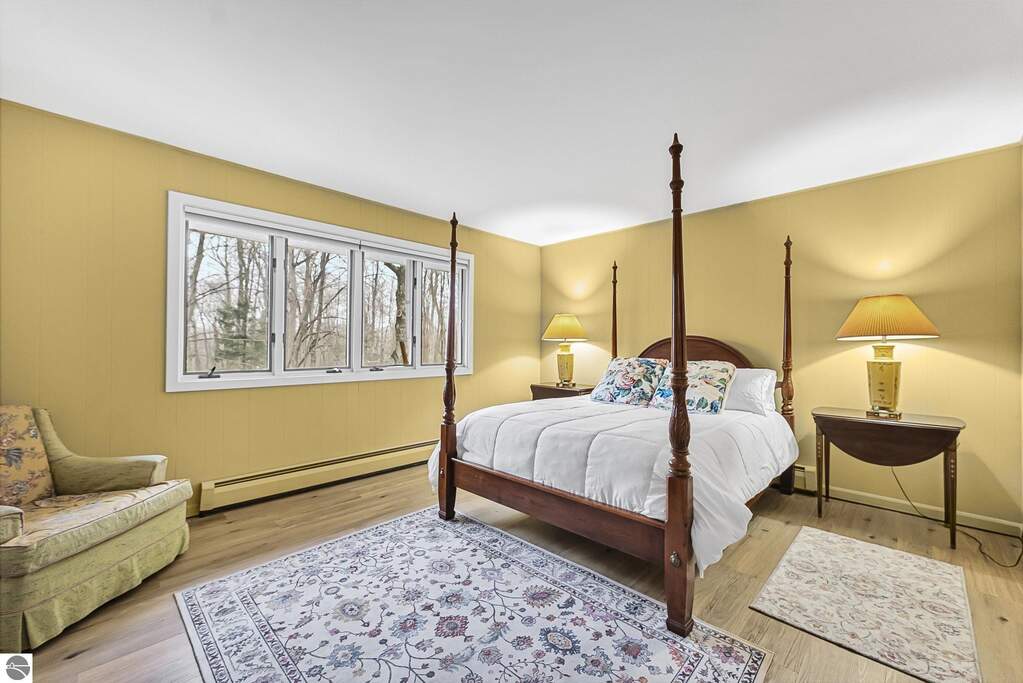 4 Bedroom Single Family Home/House's Image 37