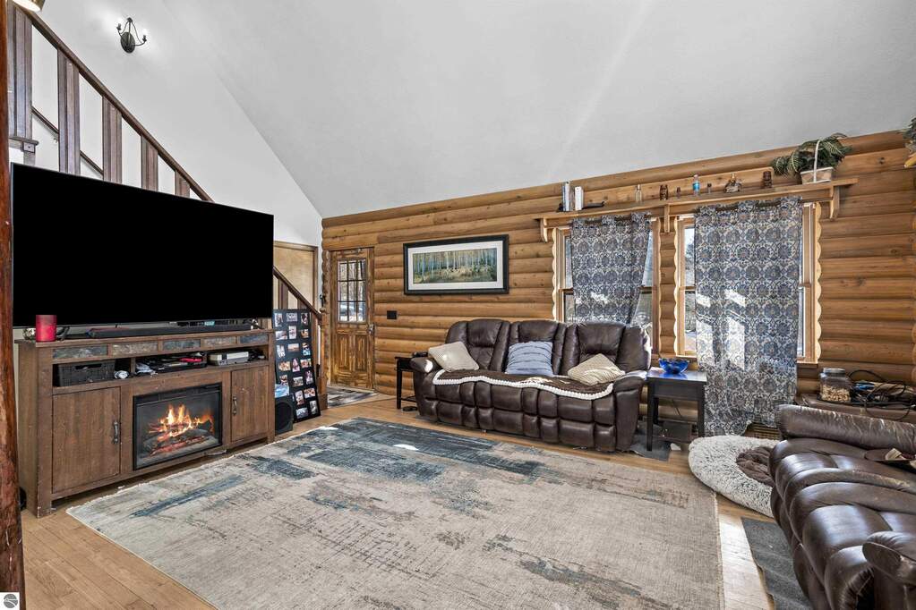 2 Bedroom Single Family Home/House's Image 19