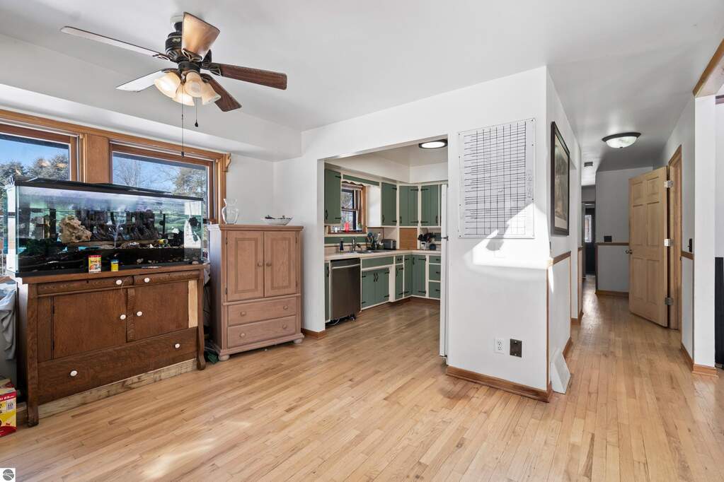 2 Bedroom Single Family Home/House's Image 23