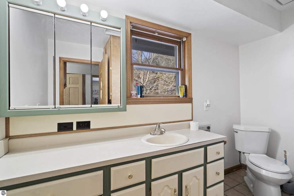 2 Bedroom Single Family Home/House's Image 25