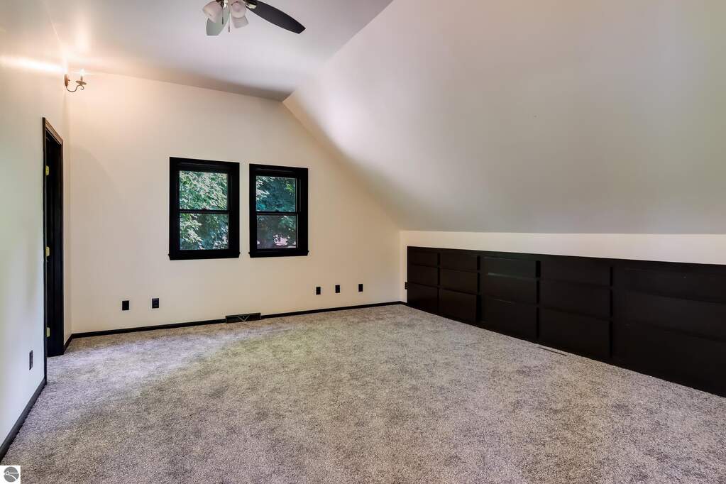 2 Bedroom Single Family Home/House's Image 38