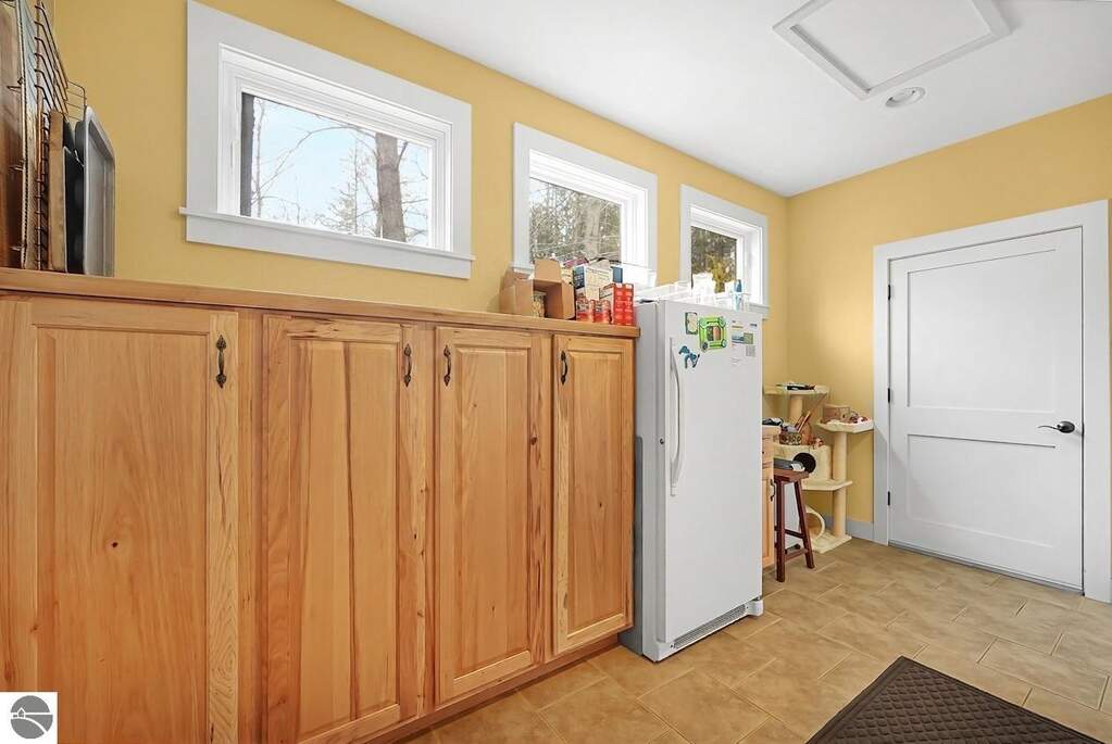 4 Bedroom Single Family Home/House's Image 31
