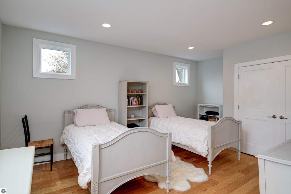 4 Bedroom Single Family Home/House's Image 21