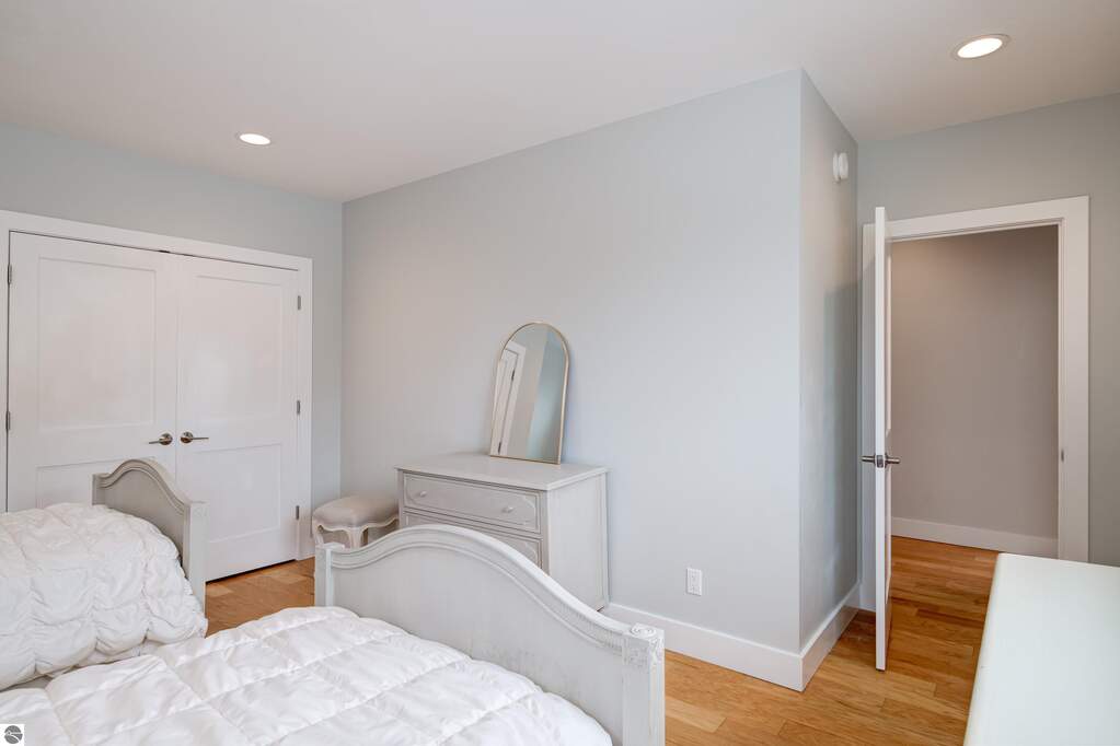 4 Bedroom Single Family Home/House's Image 23