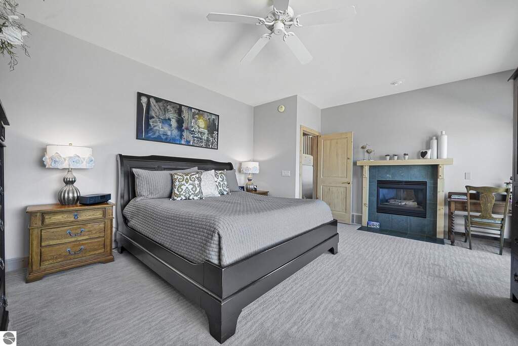 4 Bedroom Single Family Home/House's Image 32