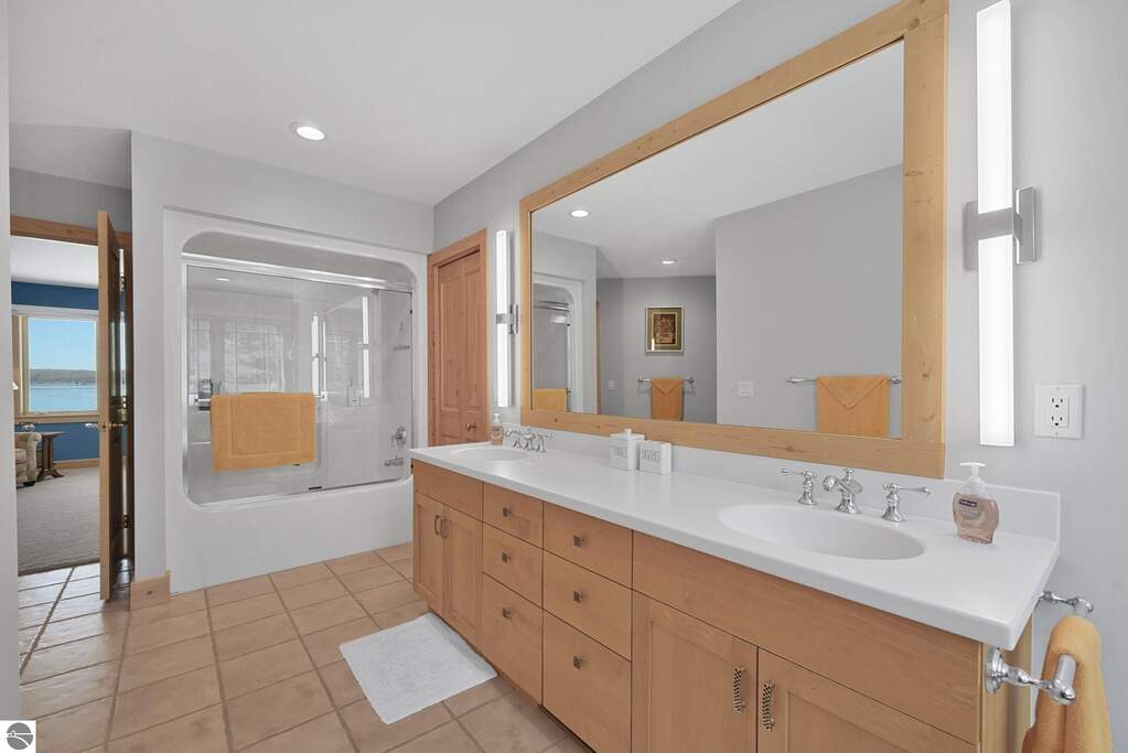4 Bedroom Single Family Home/House's Image 45