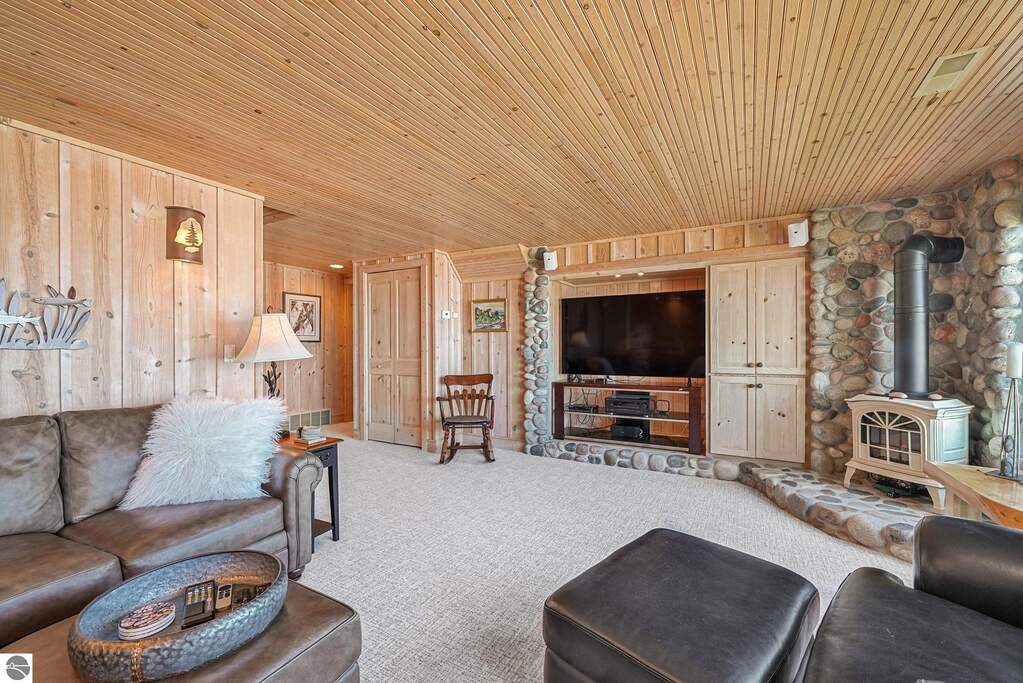 4 Bedroom Single Family Home/House's Image 54