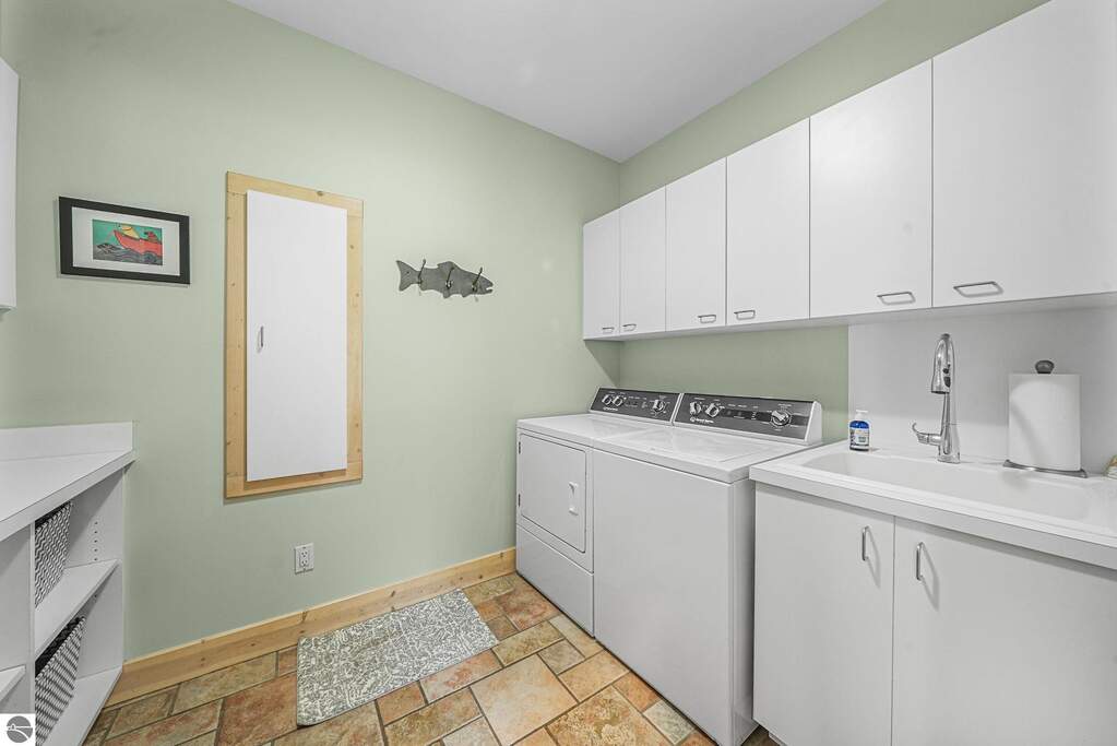 4 Bedroom Single Family Home/House's Image 64