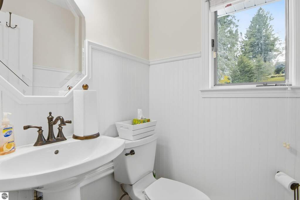 3 Bedroom Single Family Home/House's Image 16