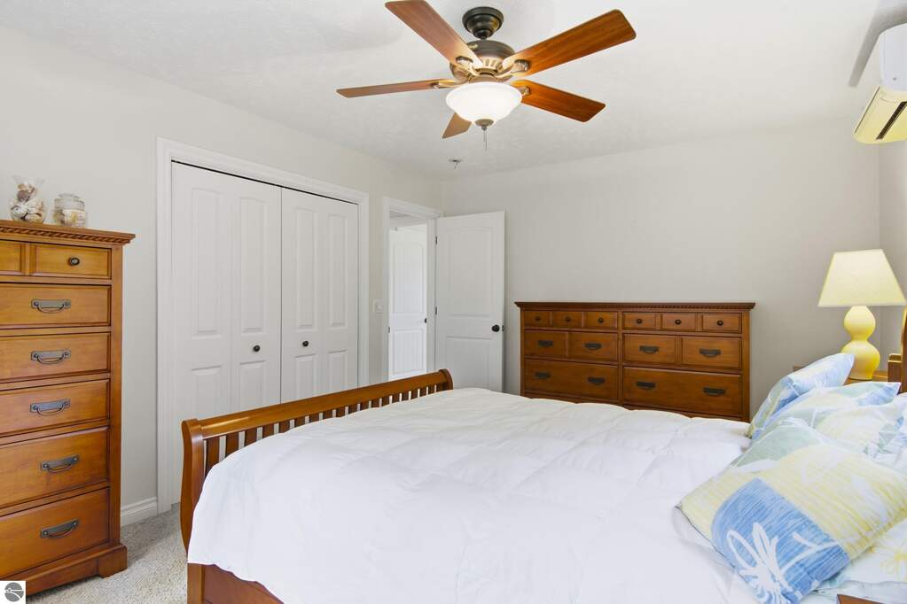 3 Bedroom Single Family Home/House's Image 22