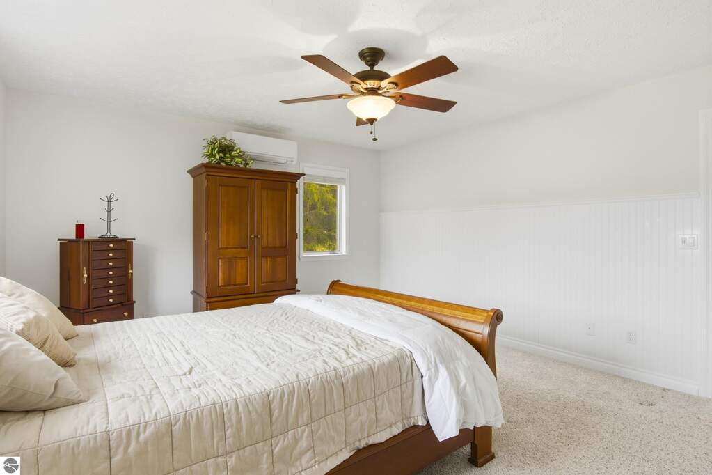3 Bedroom Single Family Home/House's Image 25