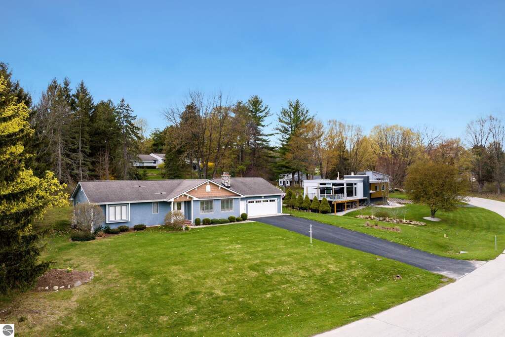 3 Bedroom Single Family Home/House's Image 4