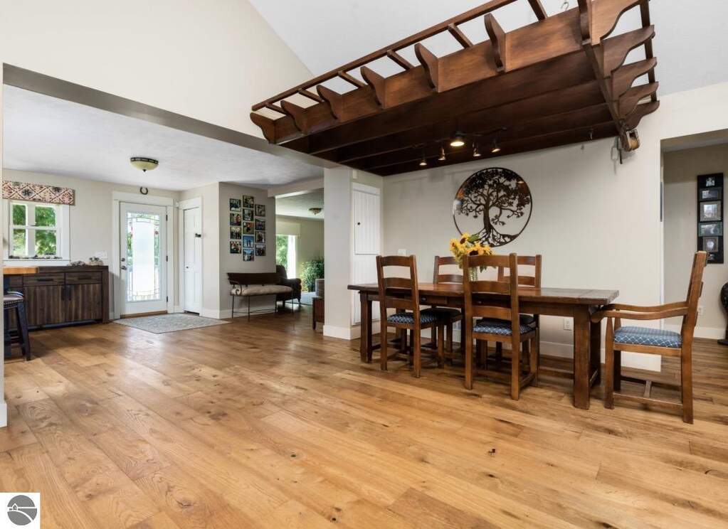 4 Bedroom Single Family Home/House's Image 11